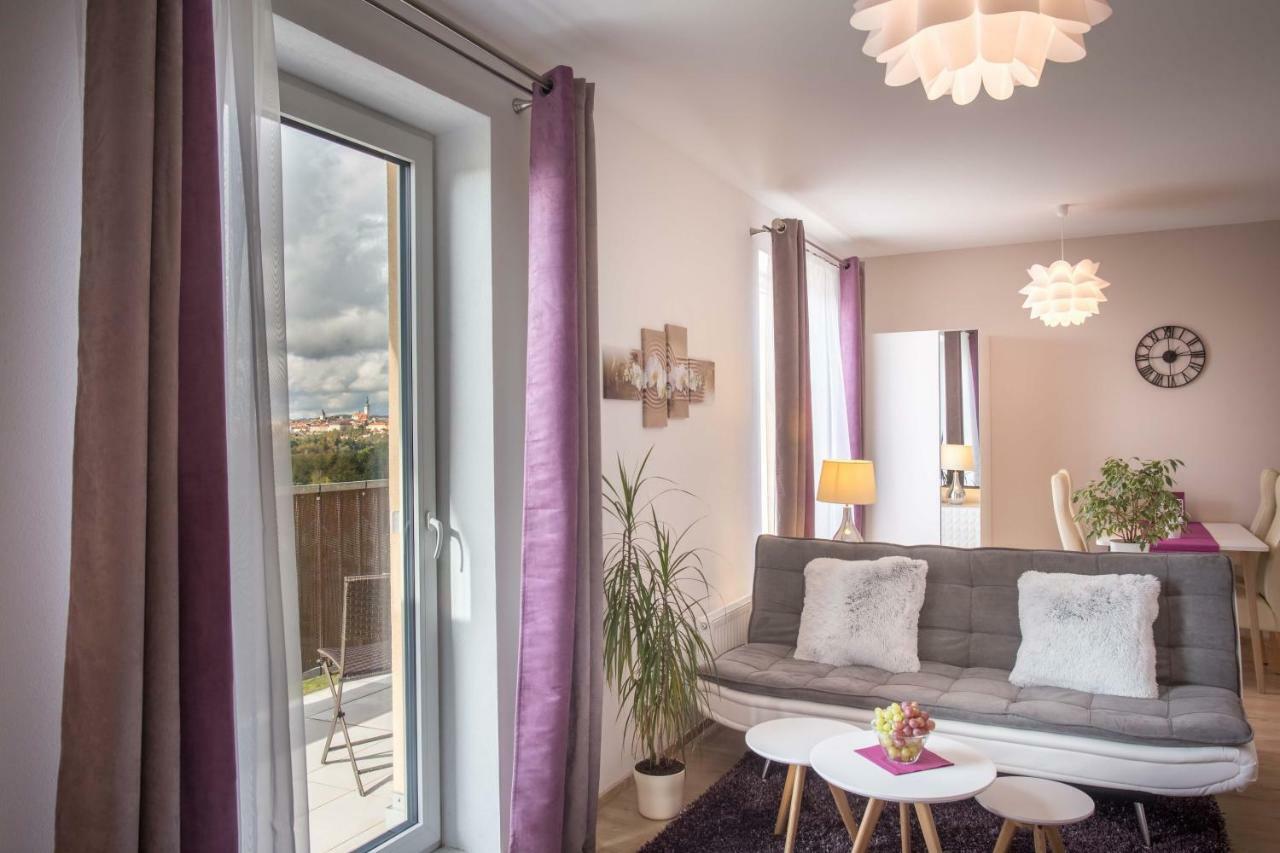 Luxurious, Lovely And Romantic Apartment In Tábor Exteriör bild