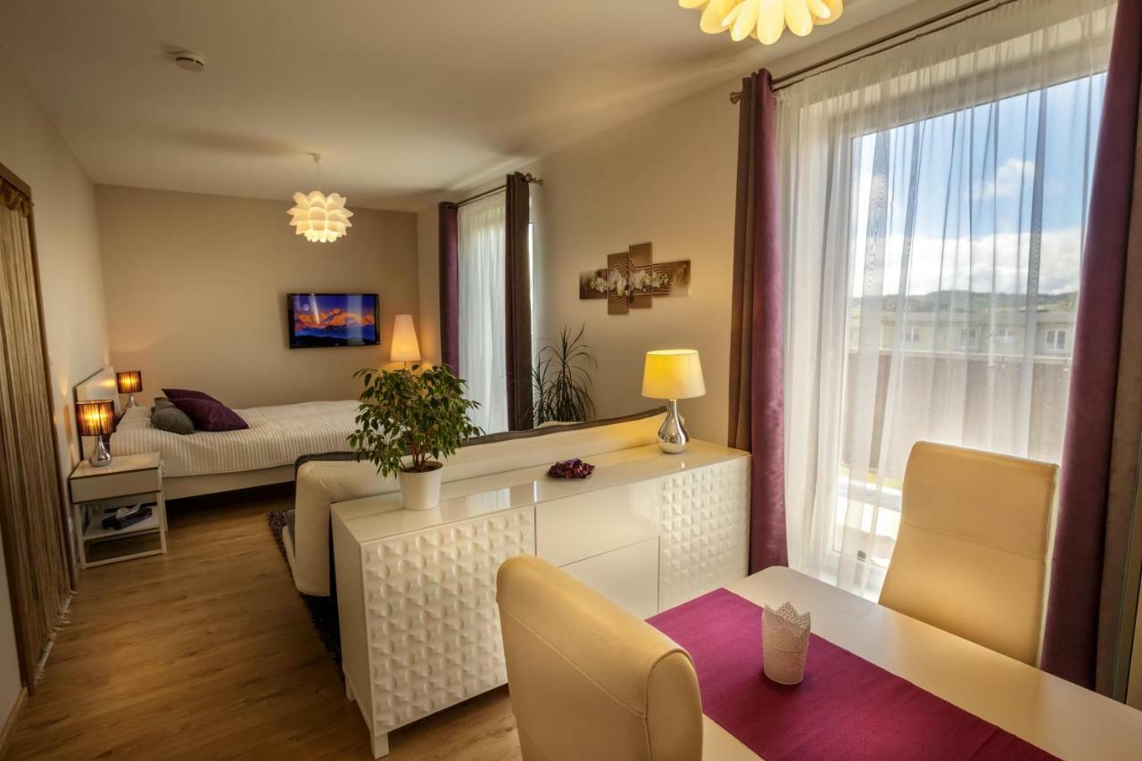 Luxurious, Lovely And Romantic Apartment In Tábor Exteriör bild