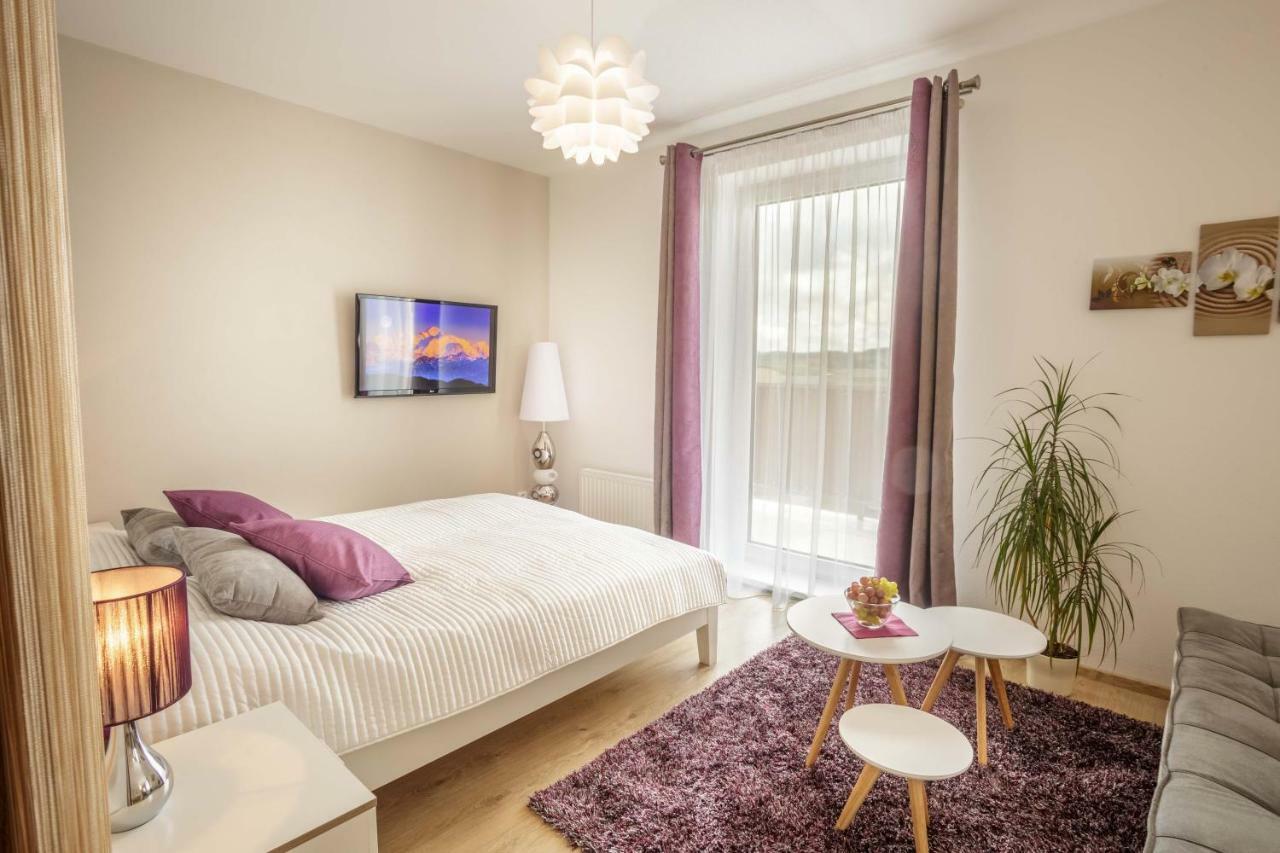Luxurious, Lovely And Romantic Apartment In Tábor Exteriör bild